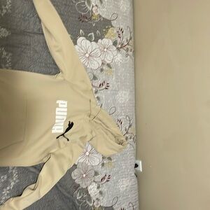 Medium Puma hoodie